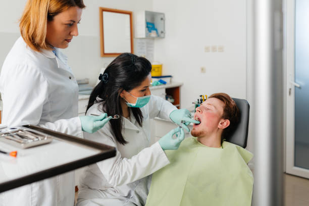 Best Dentist for Tooth Abscess  in Stanberry, MO